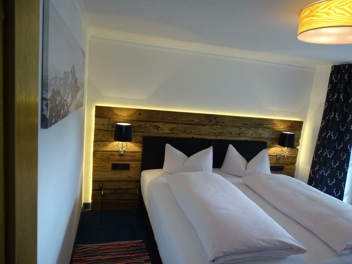 Der Berghof Apart otel Hirschegg  Oda fotoğraf